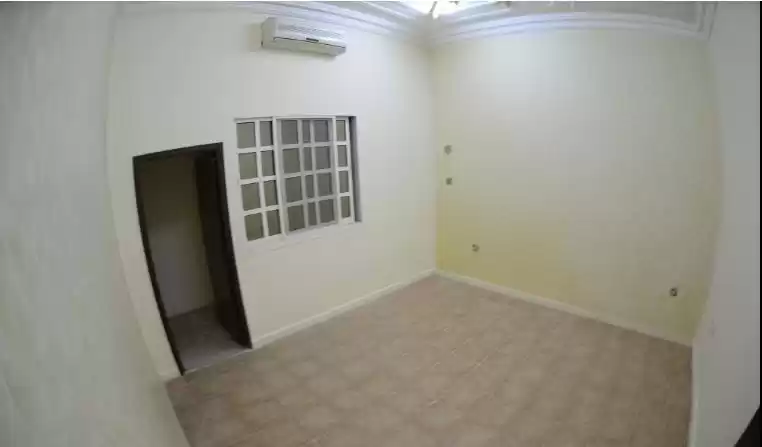yerleşim Hazır Mülk Stüdyo U/F Apartman  kiralık içinde Al Sadd , Doha #15960 - 1  image 